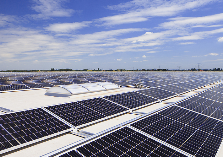 Foto BayWa r.e. construirá una instalación fotovoltaica en cubierta de 7 MWp para Goodman.